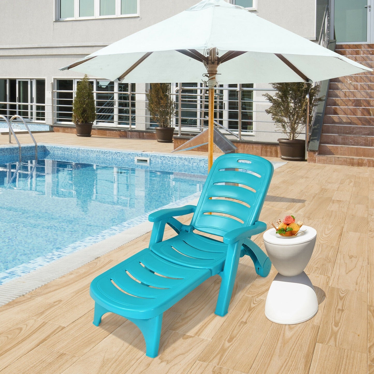 Adjustable Folding Chaise Lounge Chair with Wheels