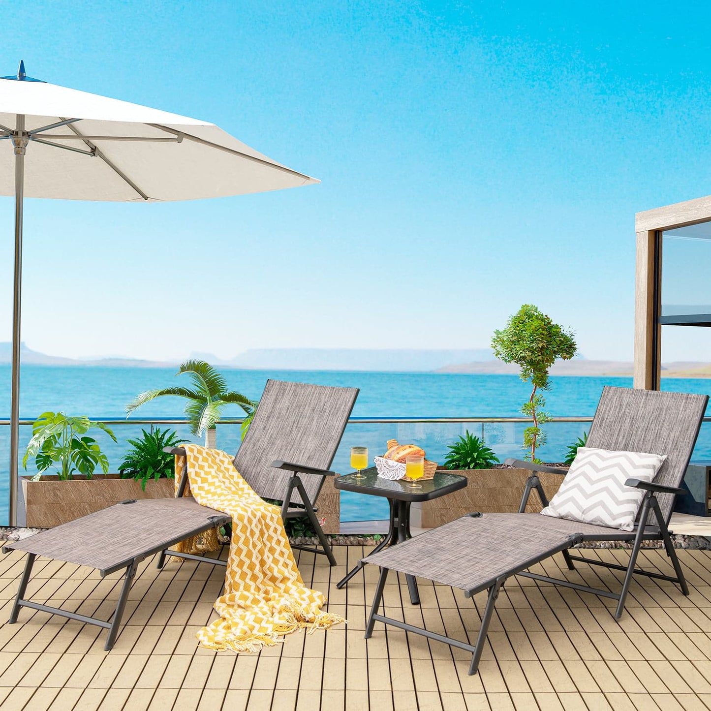 Foldable Chaise Lounge Chair with Adjustable Backrest