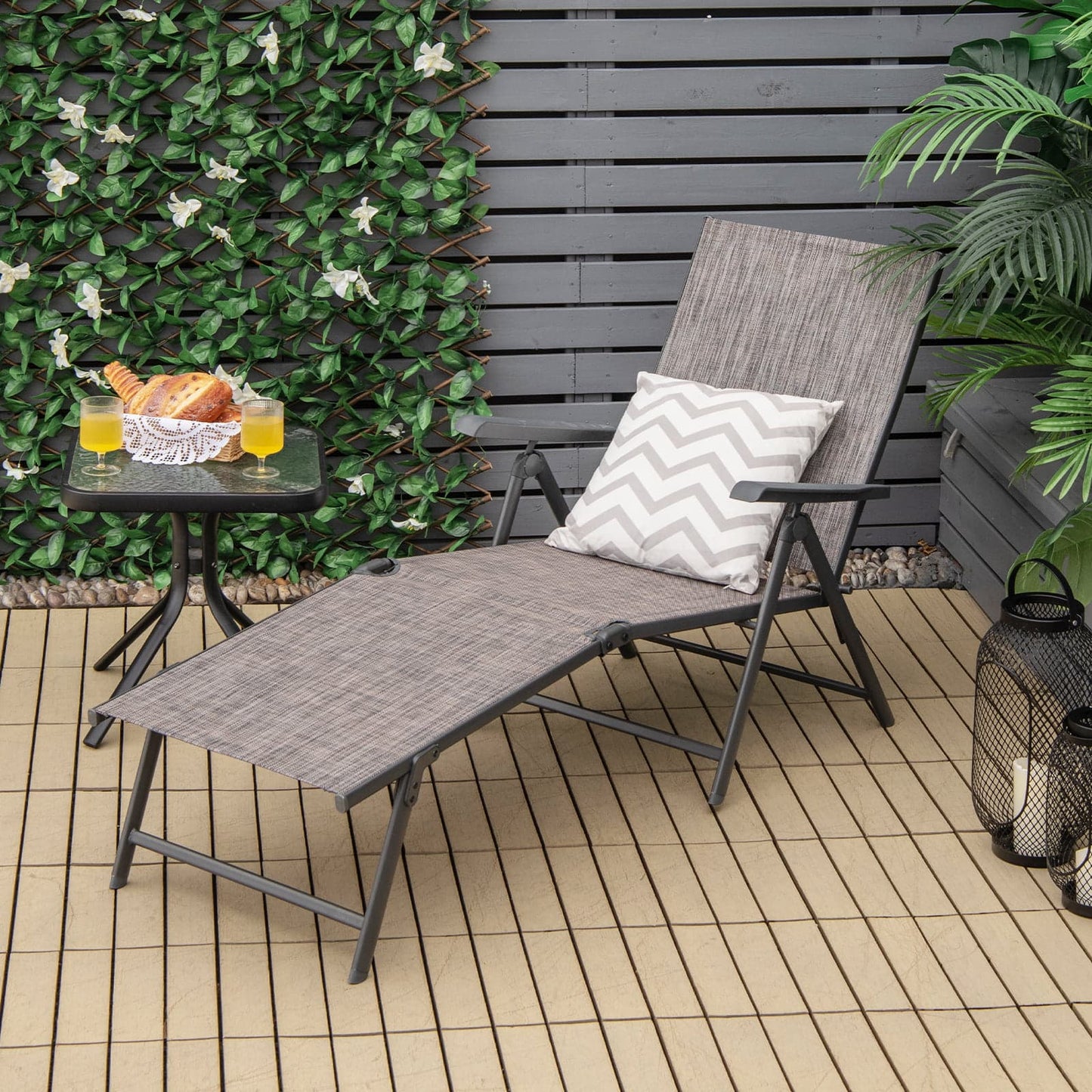 Foldable Chaise Lounge Chair with Adjustable Backrest
