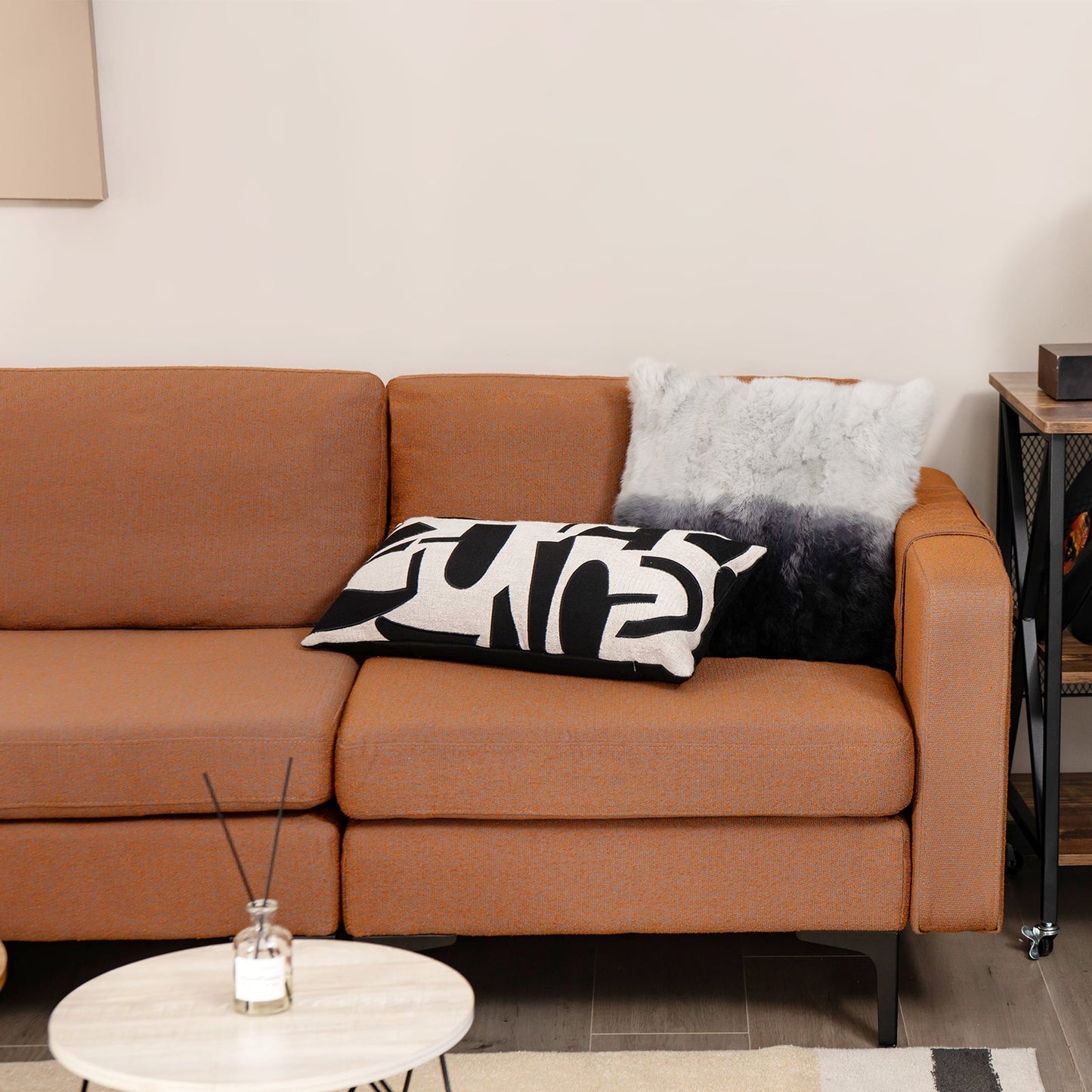 3-Seat Sectional Sofa Couch with Armrest Magazine Pocket and Metal Leg