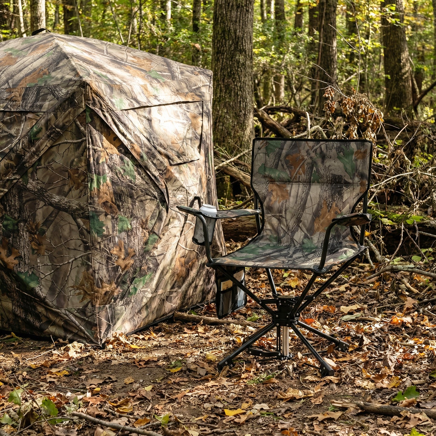 360° Swivel Hunting Chair with Storage Pockets