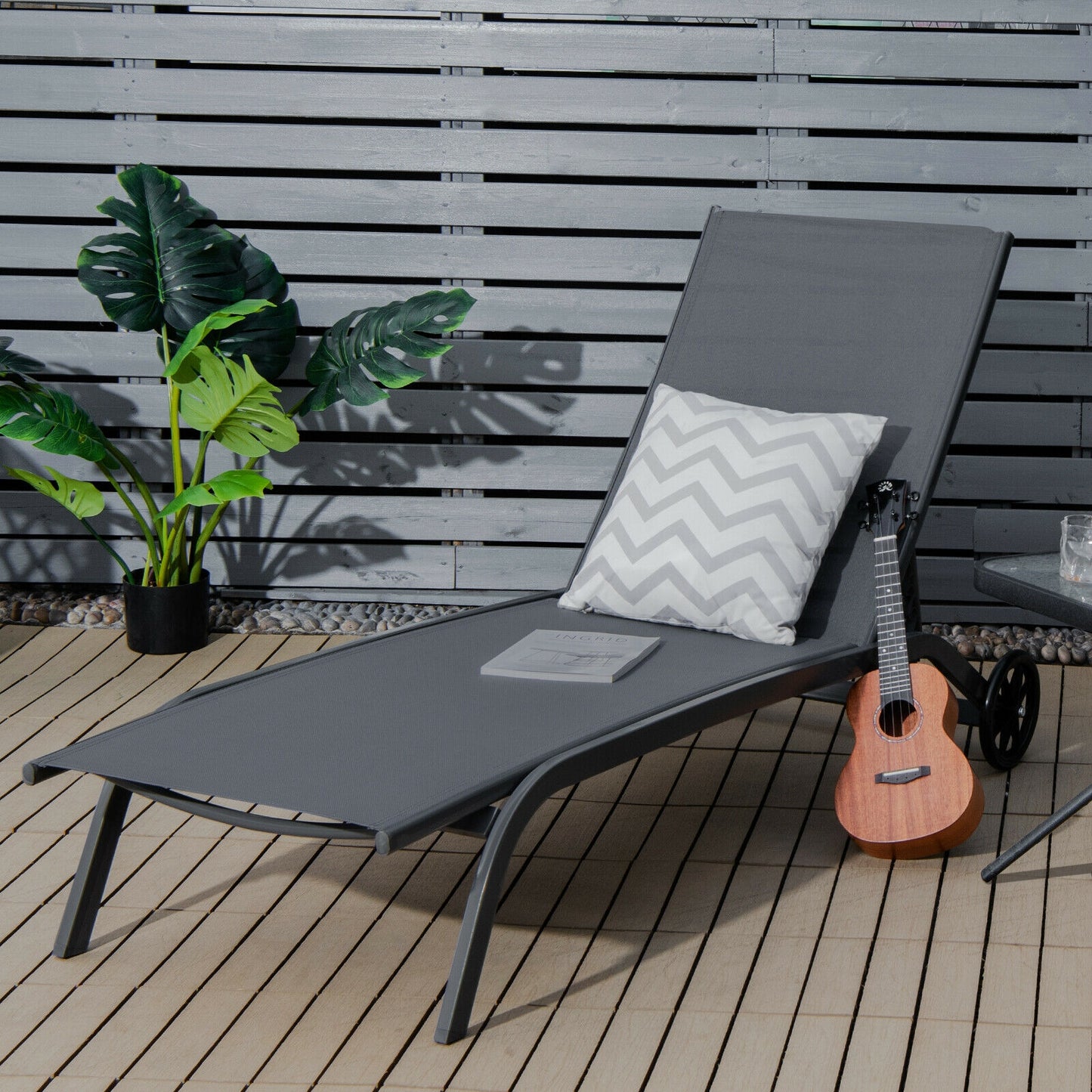 Adjustable Outdoor Chaise Lounge with Wheels - 6 Positions