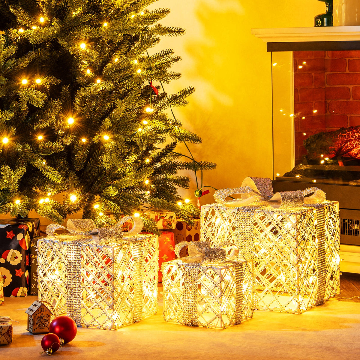 3 Pack Christmas Lighted Gift Box with 50 LED Lights and Detachable Bows