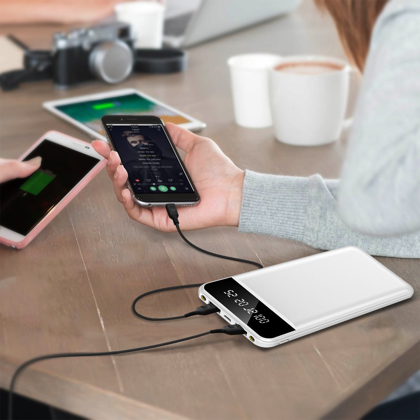 10000mAh Portable Power Bank with Digital Display & Flashlight