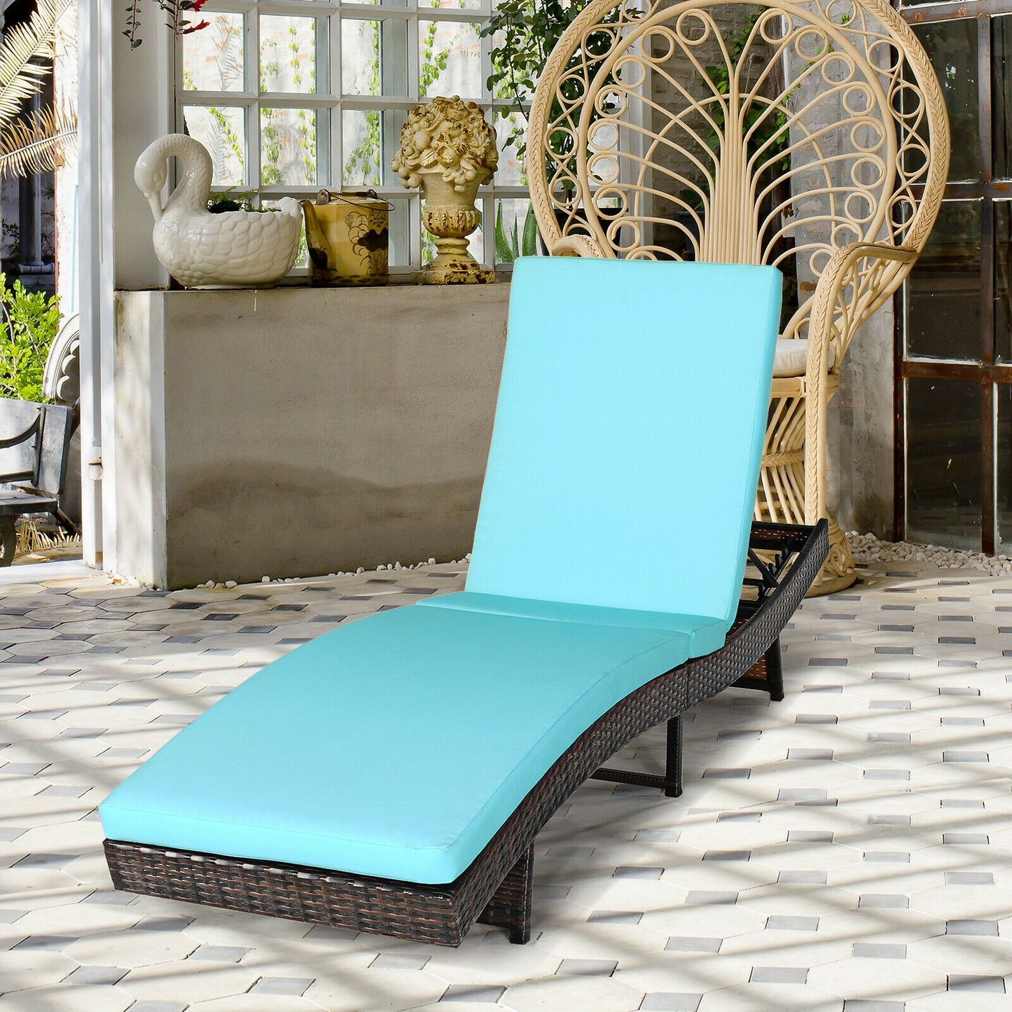 Folding Chaise Lounge with 5-Position Adjustable Backrest