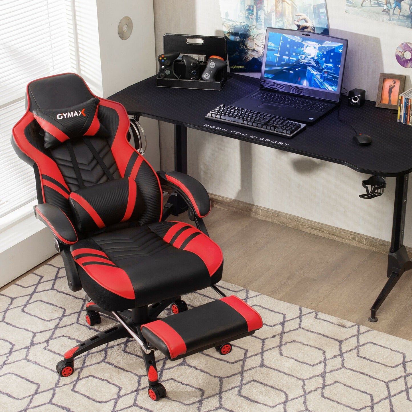 Gaming Chair with Footrest and Adjustable Backrest