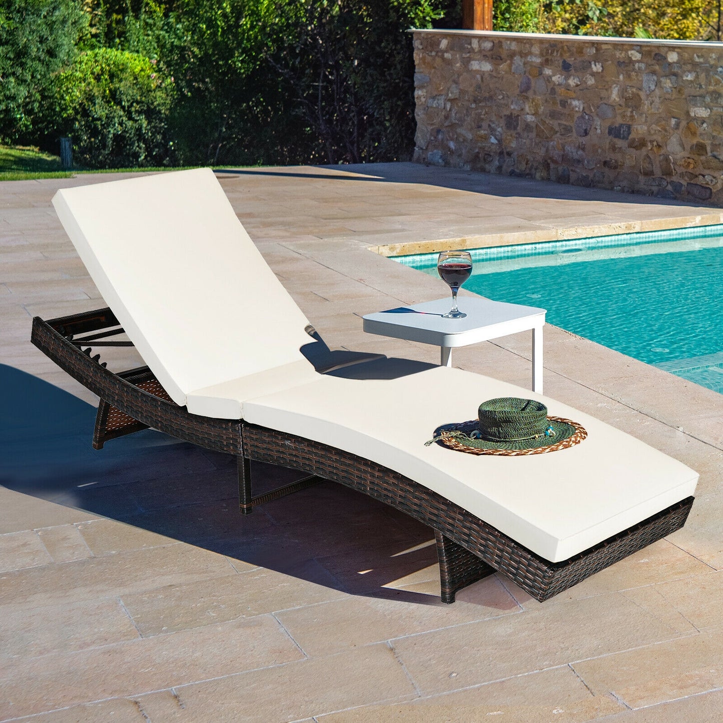 Folding Chaise Lounge with 5-Position Adjustable Backrest