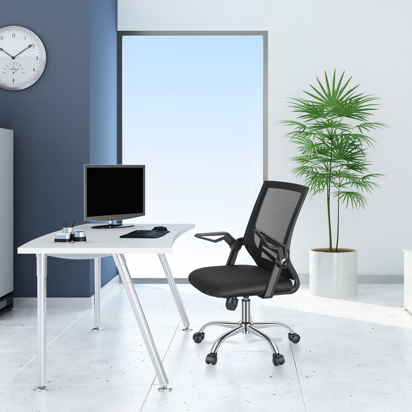 Ergonomic Mesh Office Chair with 135° Reclining Backrest