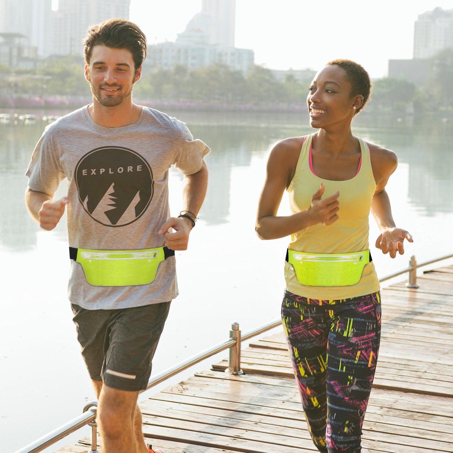 Running Belt Bag Adjustable Waist Pack with Reflective Strip