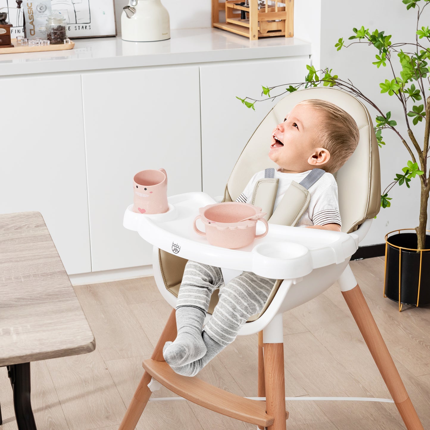 High Chair with Dishwasher Safe Tray and Beech Wood Legs