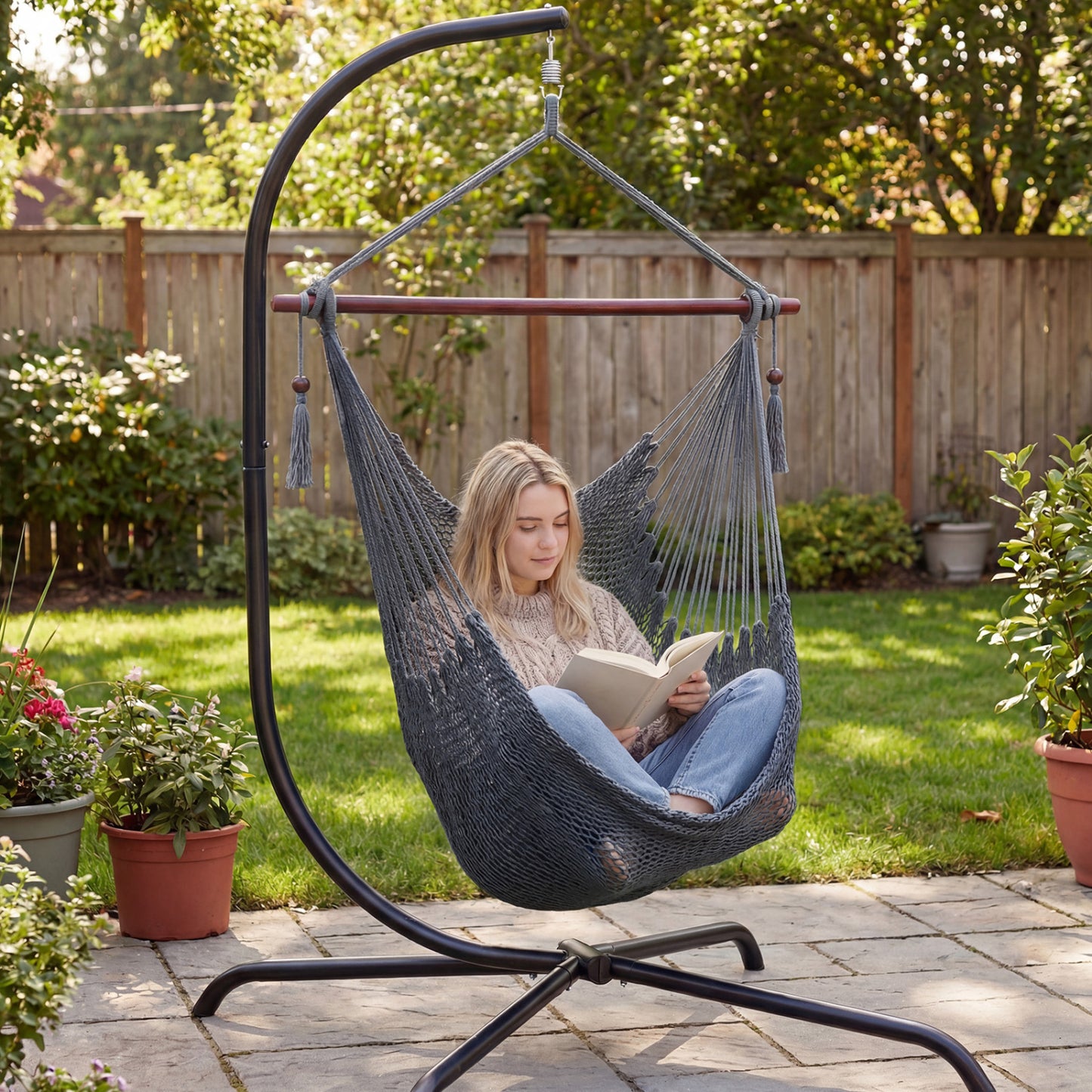 Caribbean Hammock Chair with Metal Spreader Bar & Rope Swing
