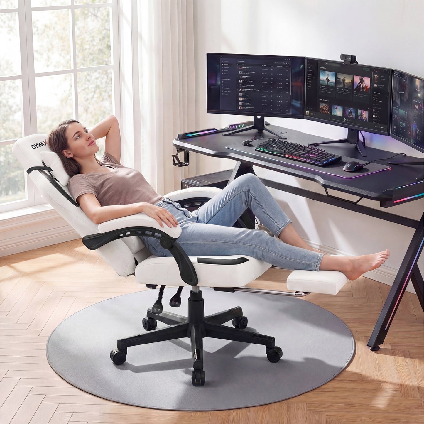 Ergonomic Gaming Chair with Retractable Footrest