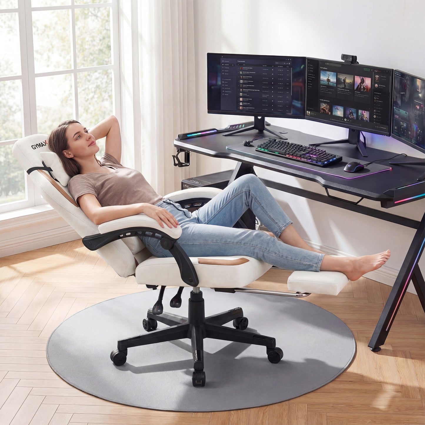 Ergonomic Gaming Chair with Retractable Footrest