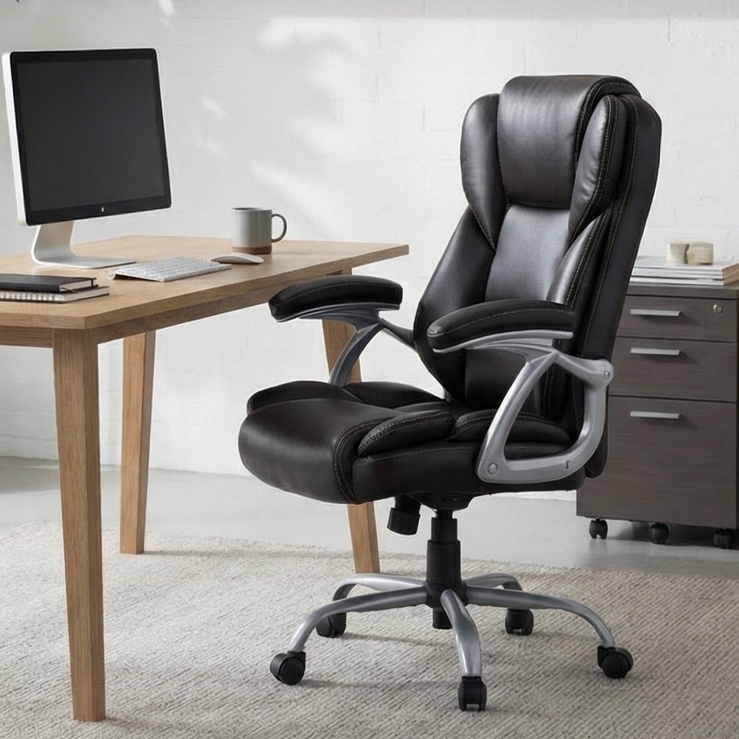Executive Office Chair with Padded Armrests - Ergonomic
