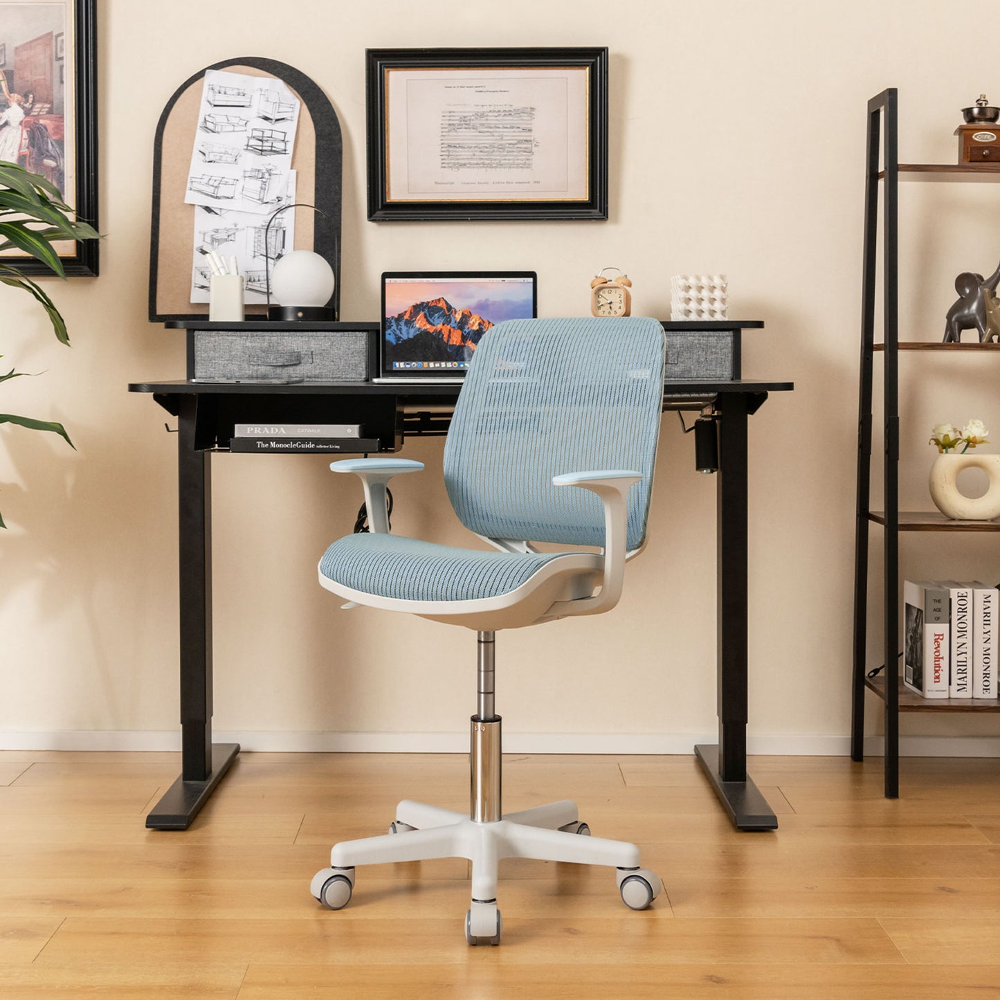 Kids Swivel Mesh Computer Chair with Adjustable Height