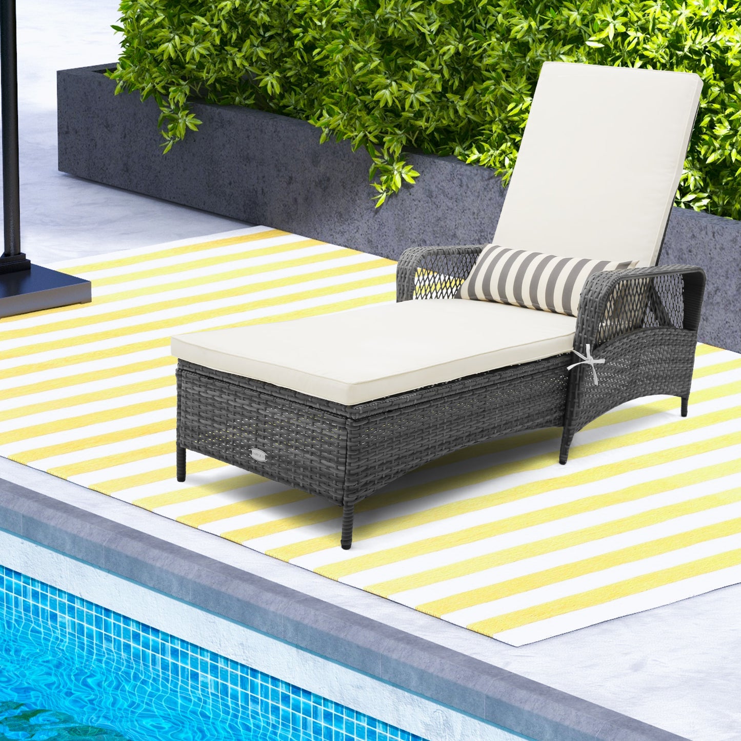 Outdoor Chaise Lounge Chair with 6-Position Adjustable Backrest