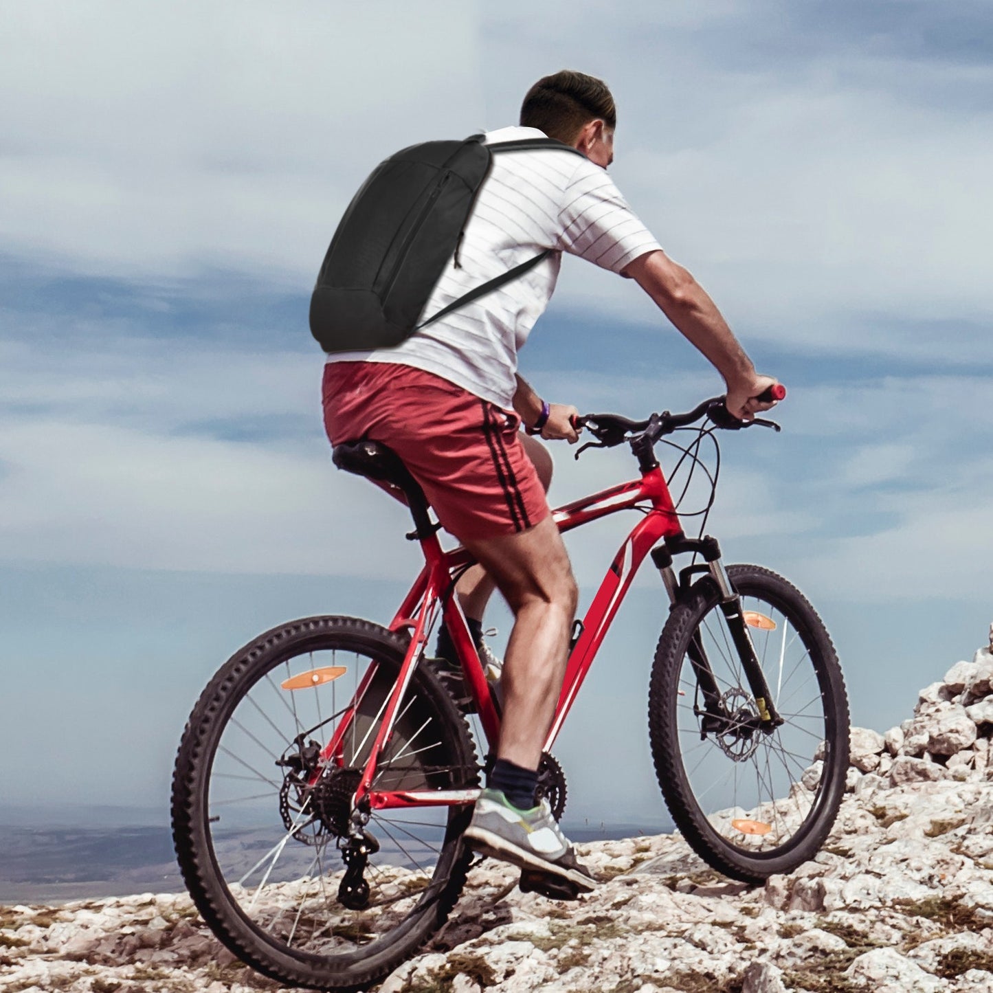 10L Waterproof Daypack for Hiking, Cycling & Travel