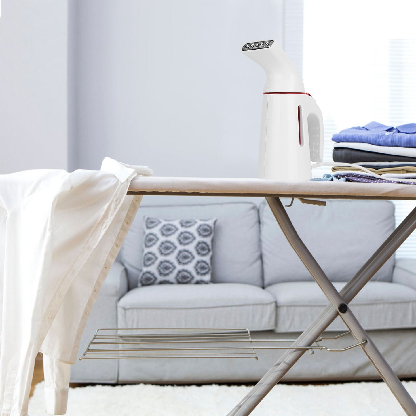 Portable Garment Steamer 700W with 30-Second Heat-Up