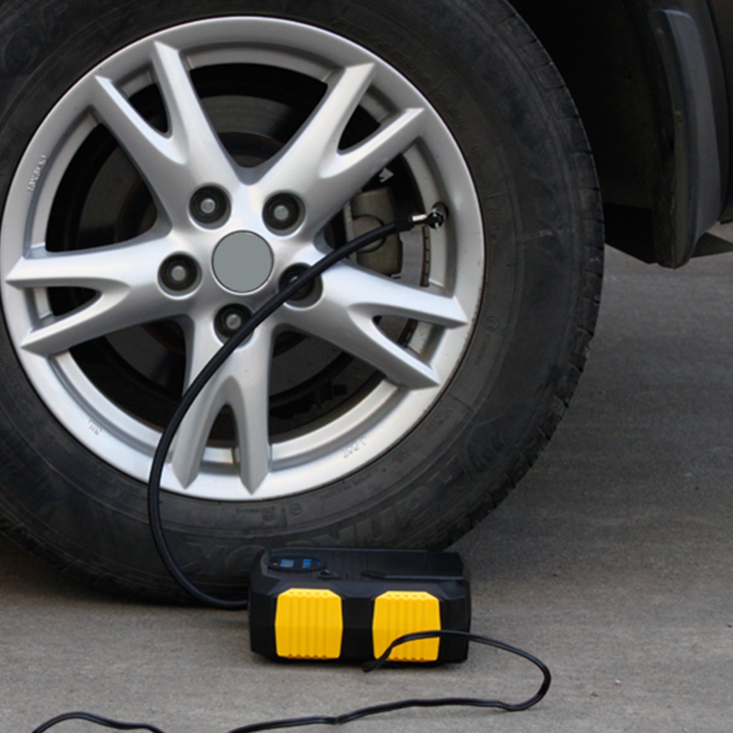 12V Tire Inflator with LCD Display & Auto Shut-Off 150 PSI