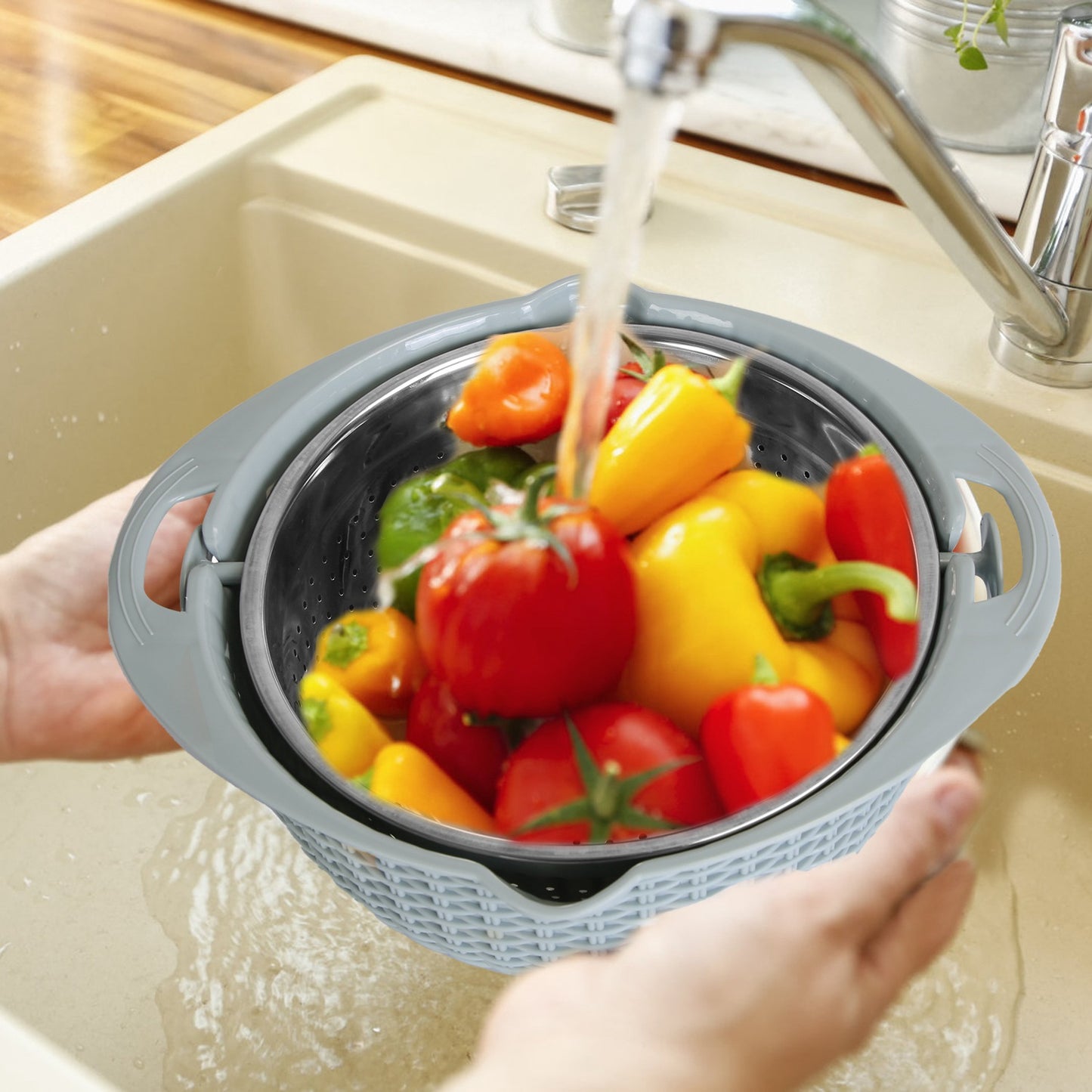 Mixing Bowl with Colander Set & 3 Graters - Multifunctional