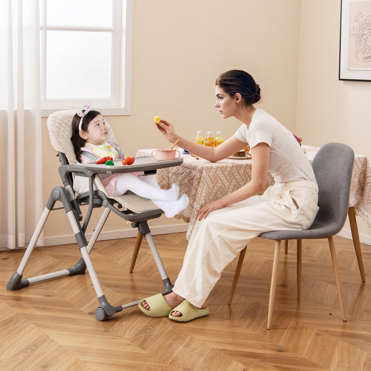 Foldable High Chair with Adjustable Height and Detachable Tray